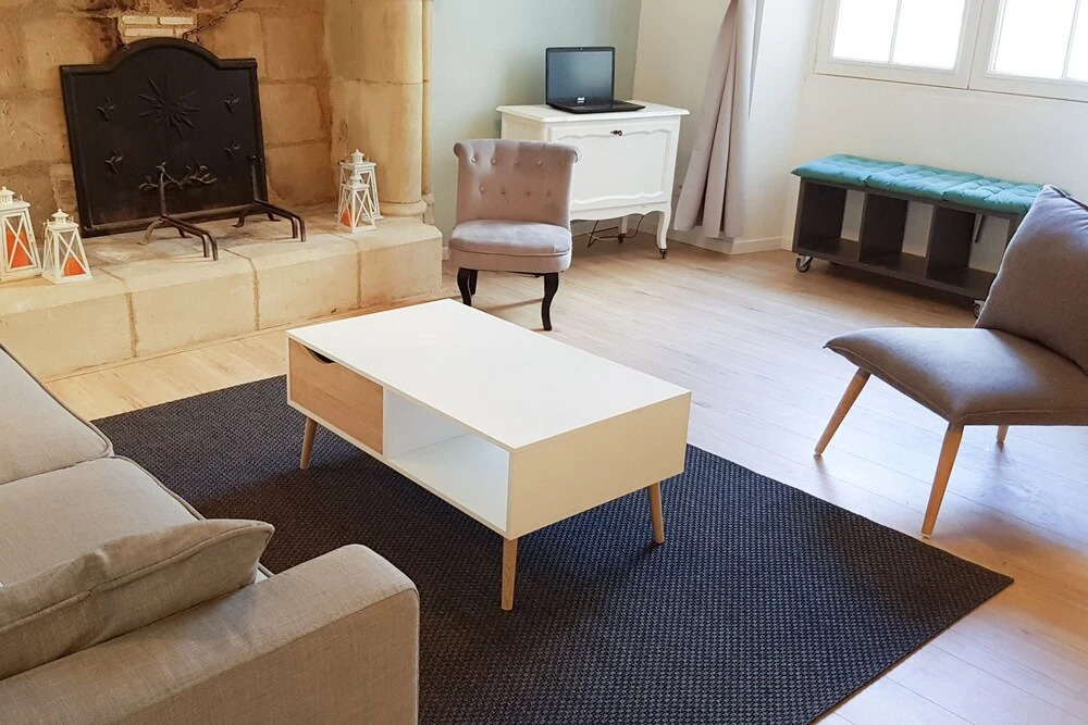 Grand T2 Vieux Tours Immeuble historique