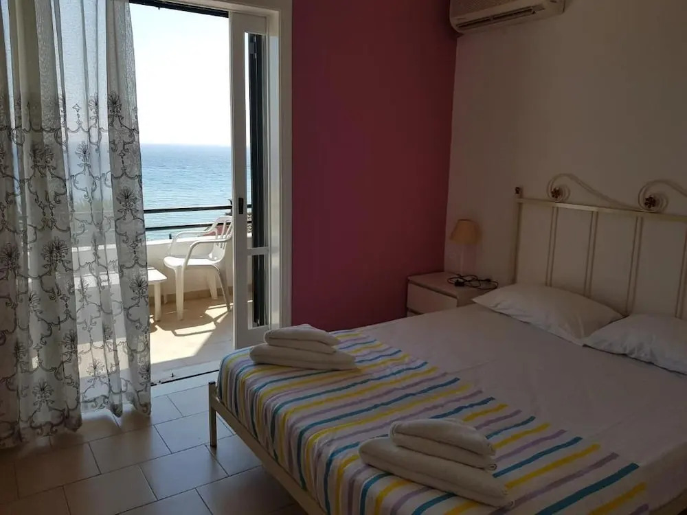 Corfu Glyfada Apartment 87