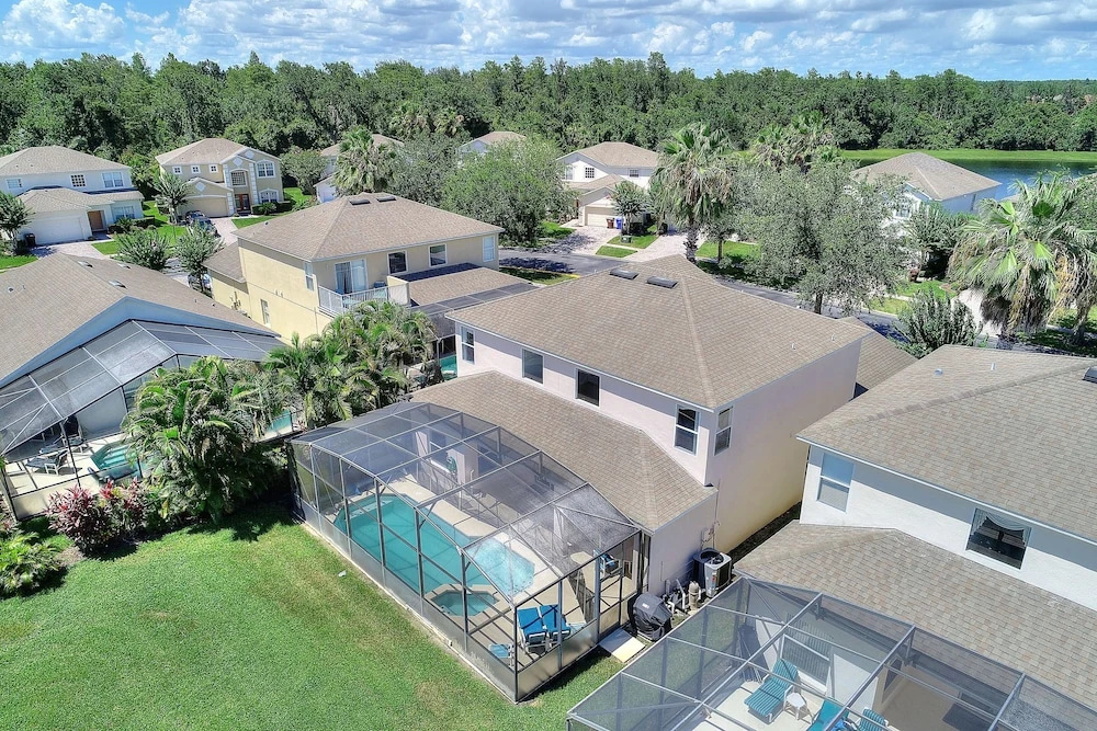 Lakeside Spa, AC in Games Room - Tropics! 822