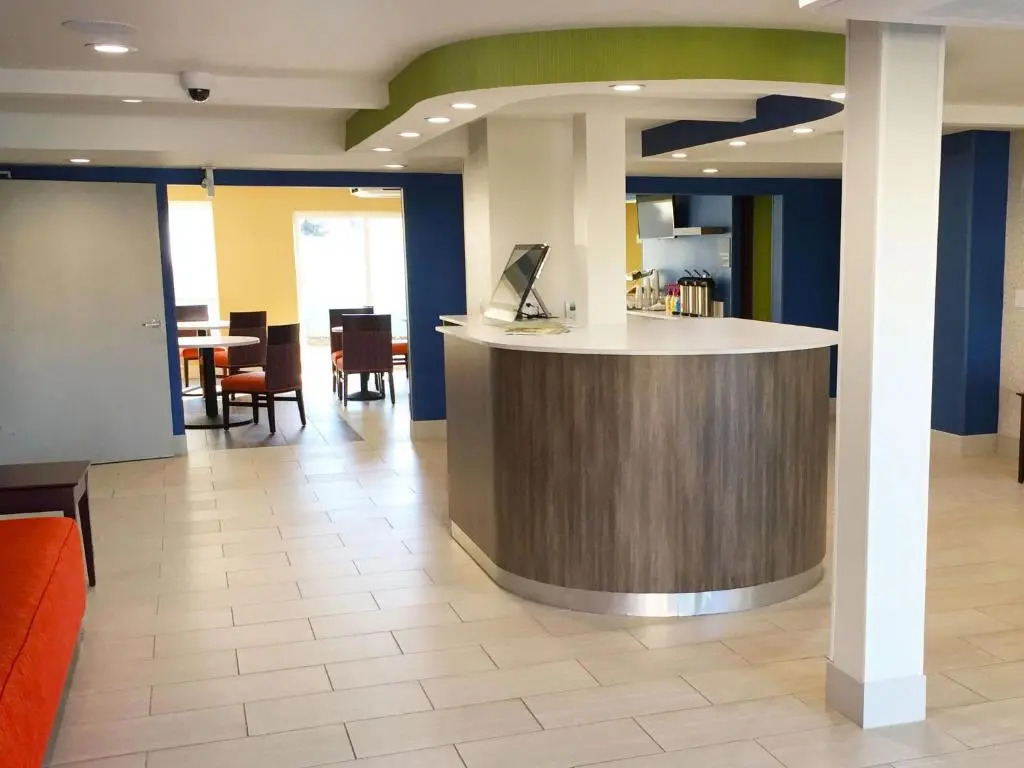 Comfort Inn & Suites Tigard near Washington Square