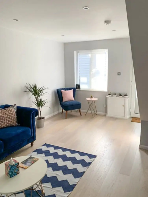 3 Bedroom House In Central London