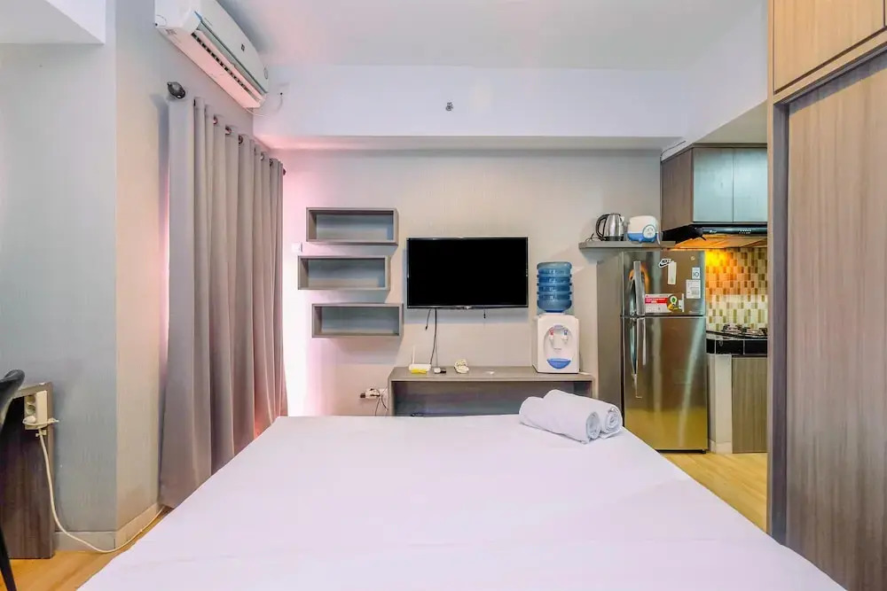 Cozy Living and Homey Studio Apartment at Margonda Residence 5
