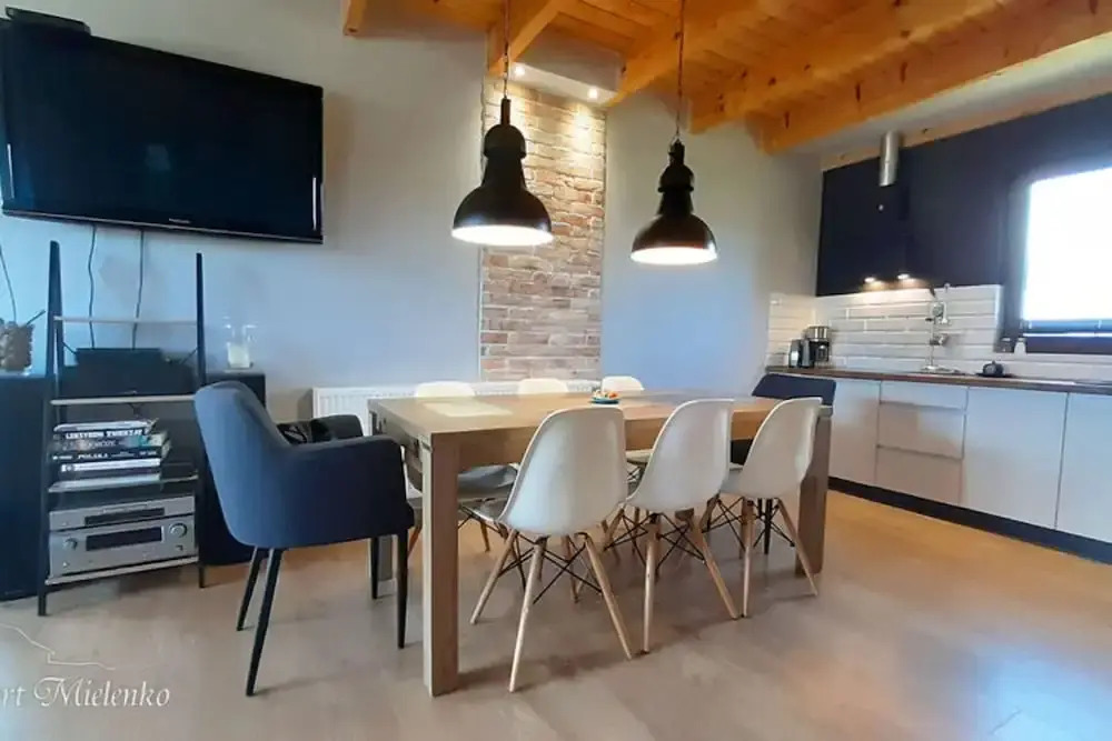 Large, comfortable holiday home, sauna, jacuzzi
