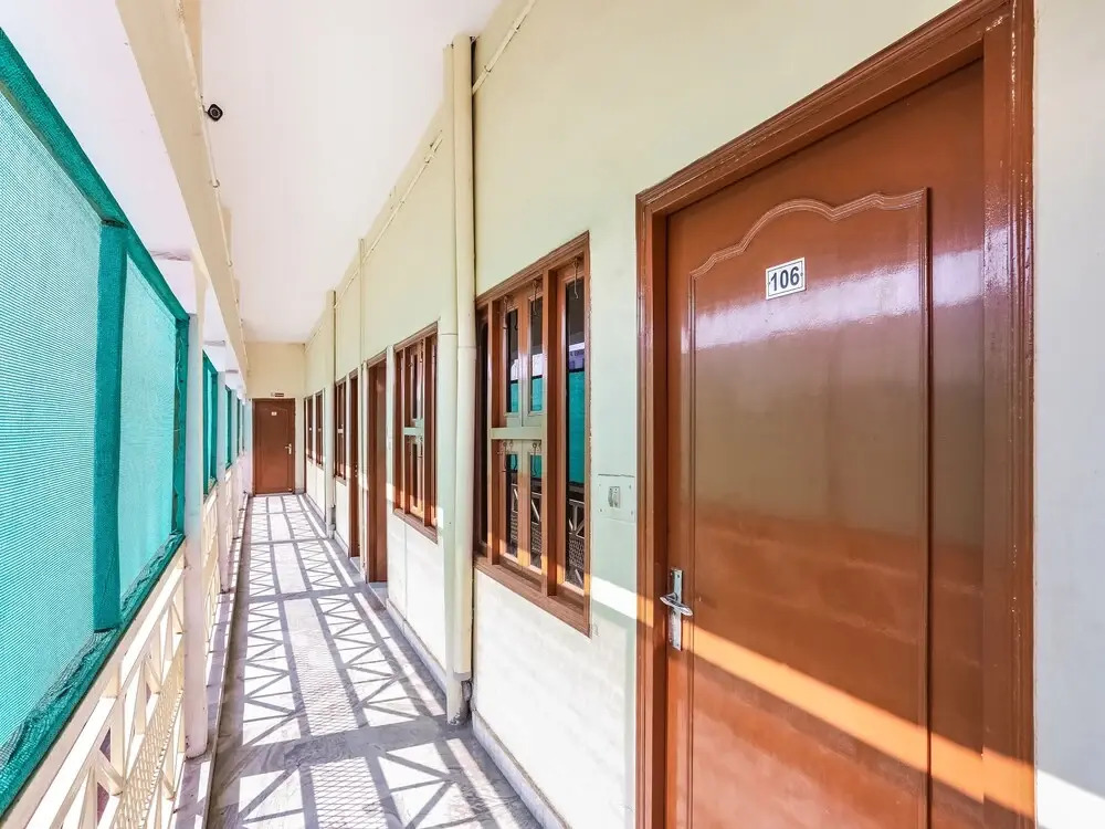 OYO 22577 Hotel City View