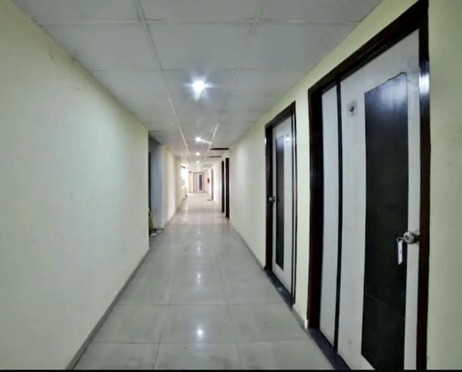 Hotel Aeron Plaza