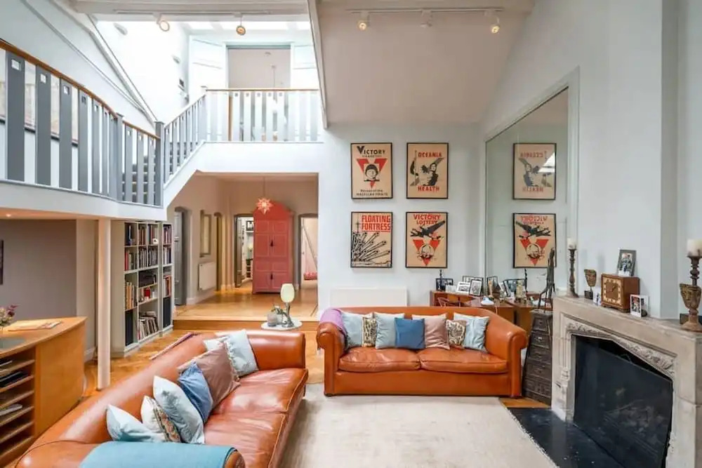 Stunning and Spacious 4 Bedroom 2 Bath in Fulham