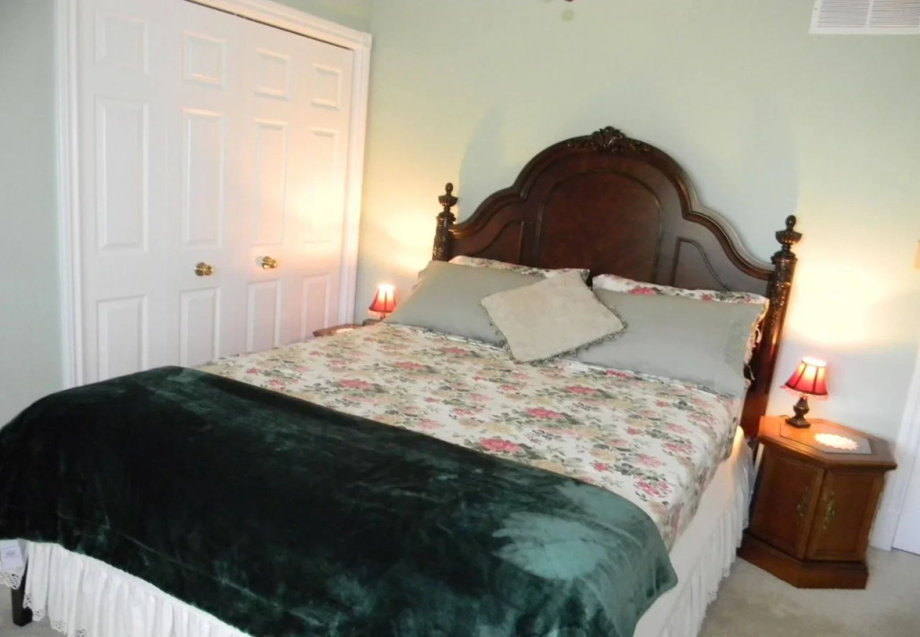 Old Town Memories Bed And Breakfast