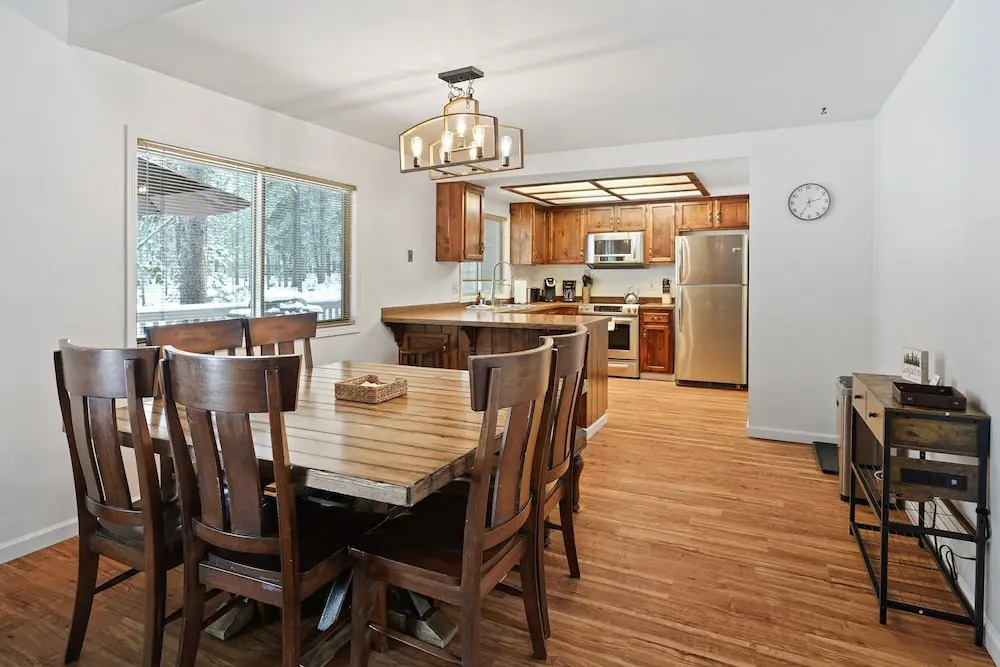 5 Sandhill 3 Bedroom Home by RedAwning