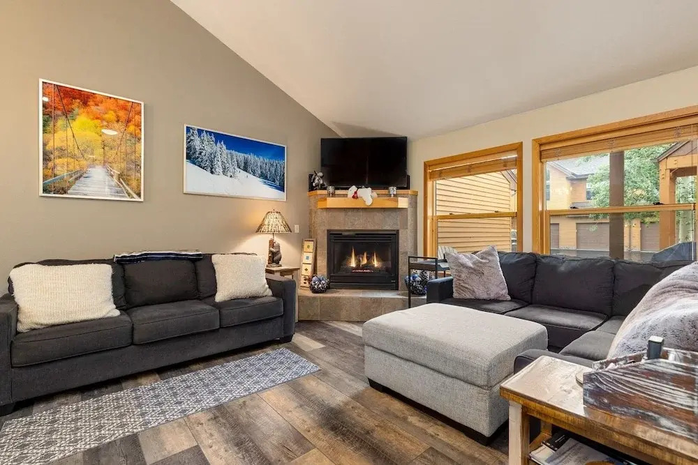 24 Snake River Village Townhomes 2 Bedroom Condo by RedAwning