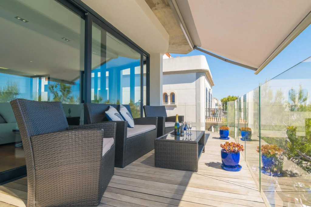 Apartamentos Llevant