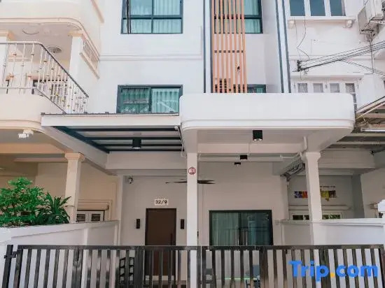 Exclusive Sukhumvit Residence / 3 Min BTS / Thonglor / 20 Guests