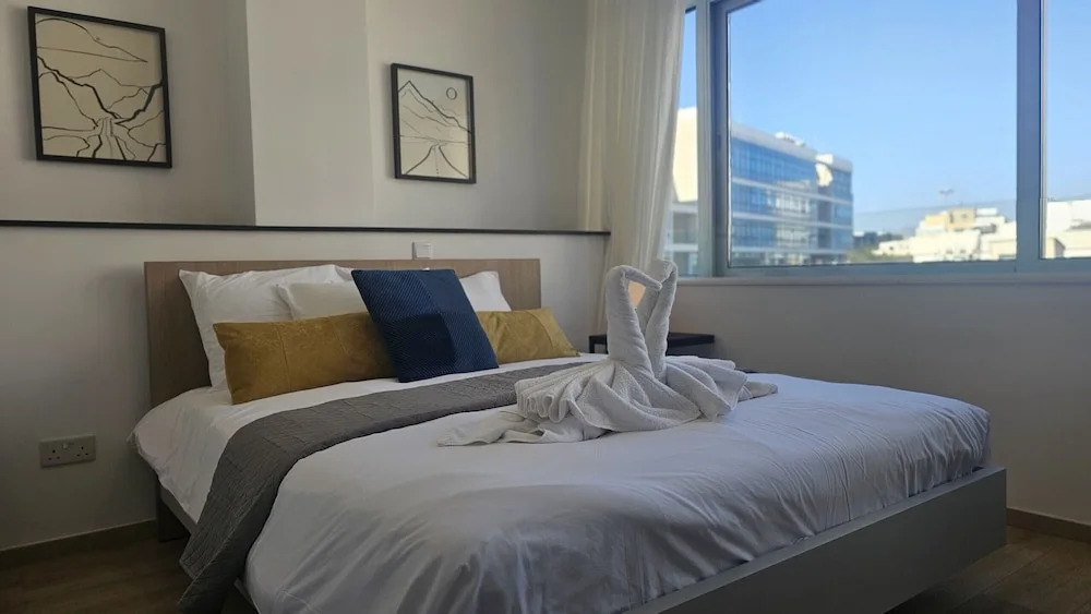 37 NIC - Stay City Center Gem
