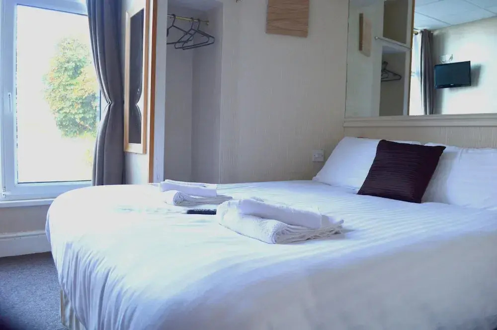 The Mumbles Carlton Hotel