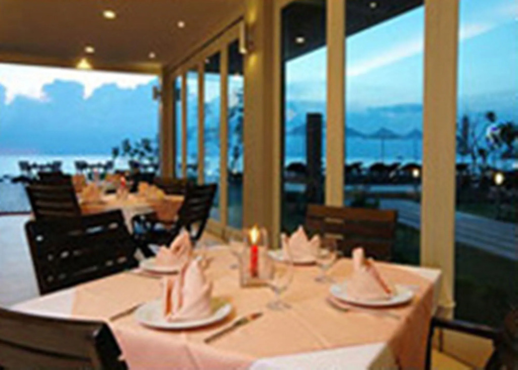 Maya Koh Lanta Resort