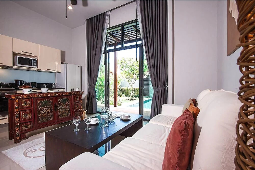 Anon Villa