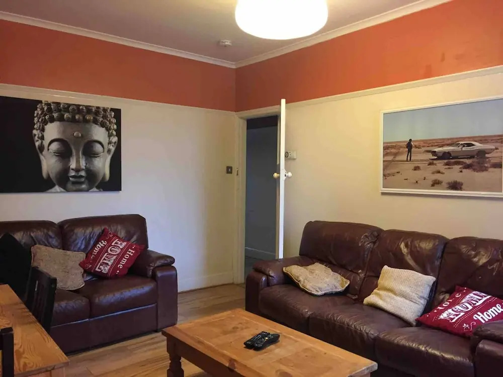Charming 2 Bedroom Apartment in Gateshead, Close to Newcastle City Centre