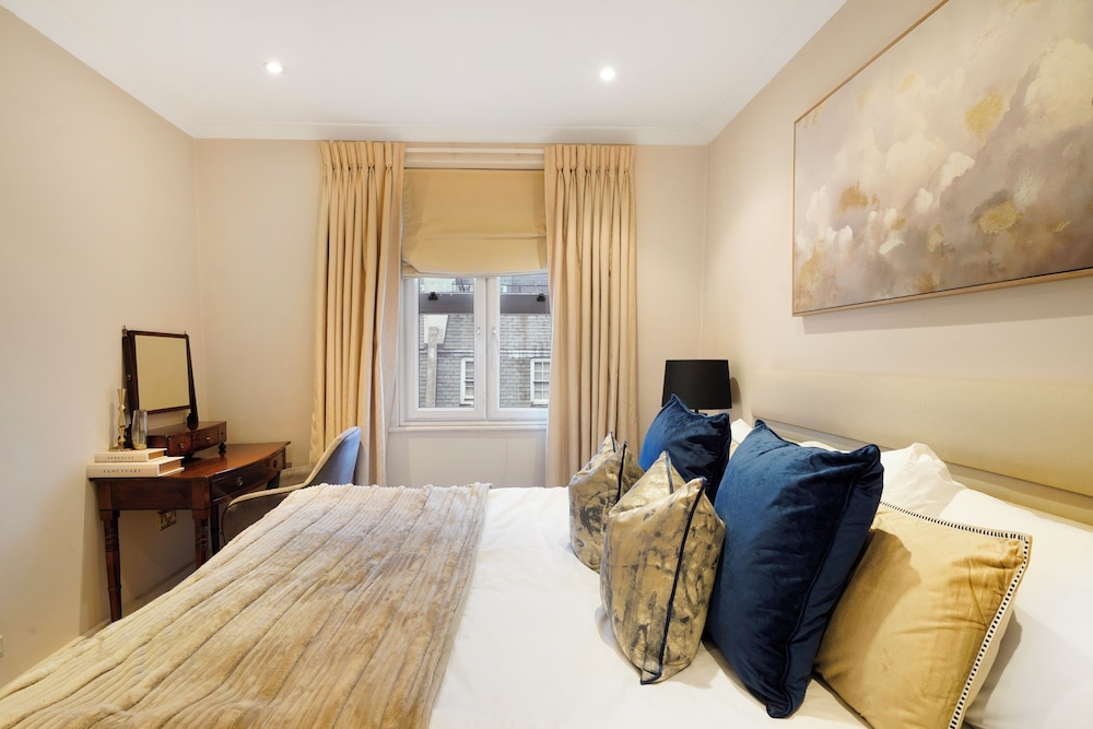 Hertford Flat 15