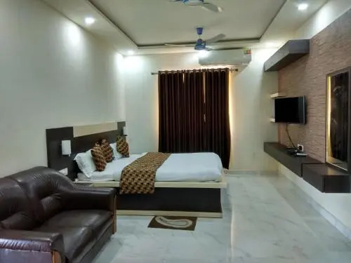 Canvas Rooms