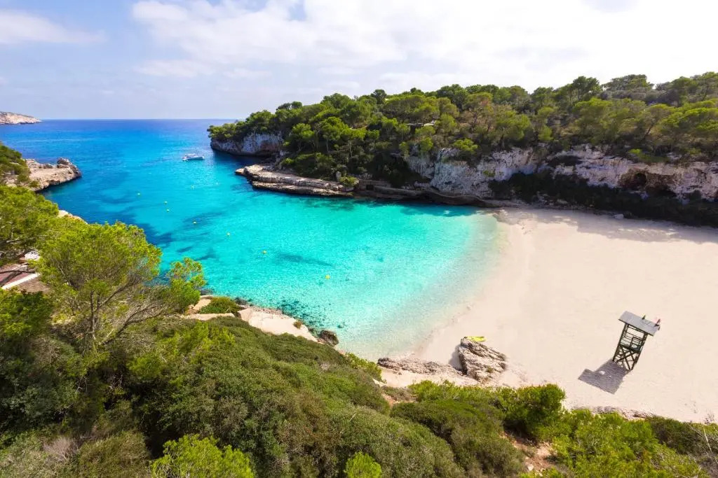 Vistafar - Private Pool & Only 50m to the Sea