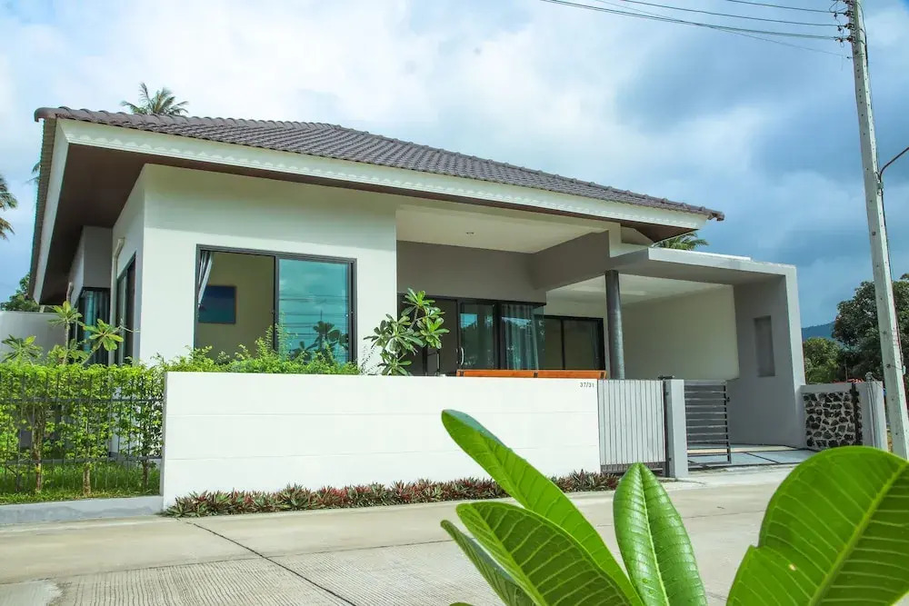 Specious Vacation Dia House 8 Minutes to Pristine Beach