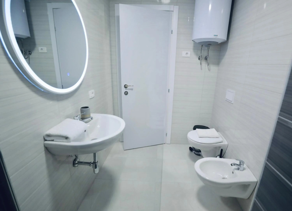 Miku Apartment - Captivating 3BDR At Olympic Residence