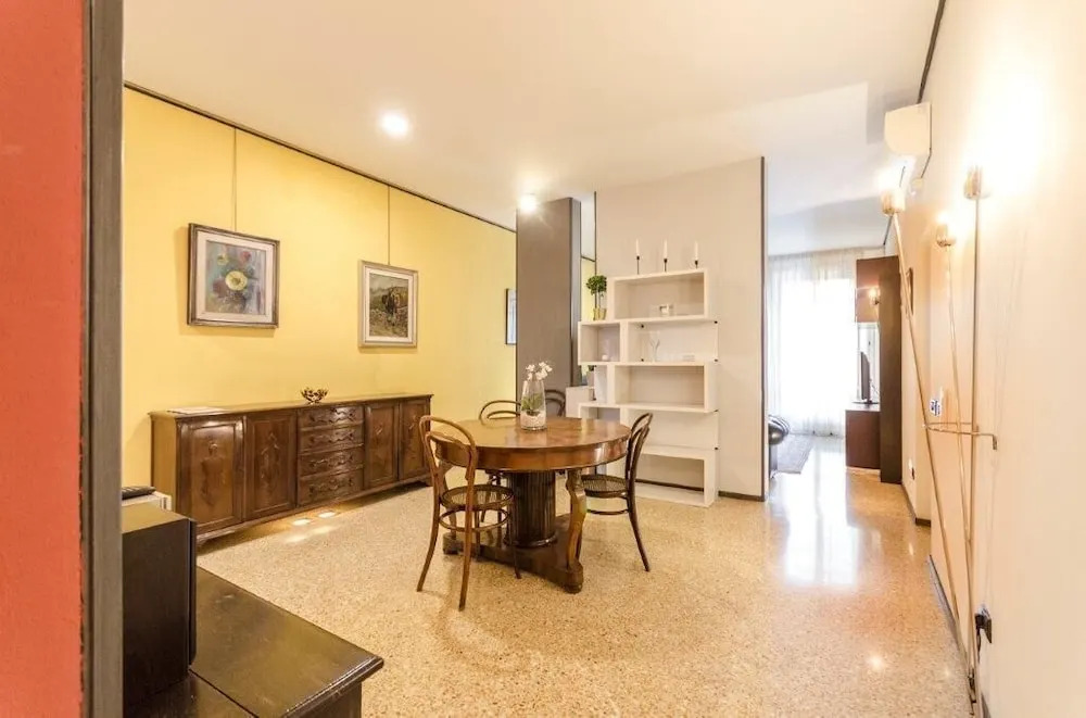 Piazza Maggiore Suite