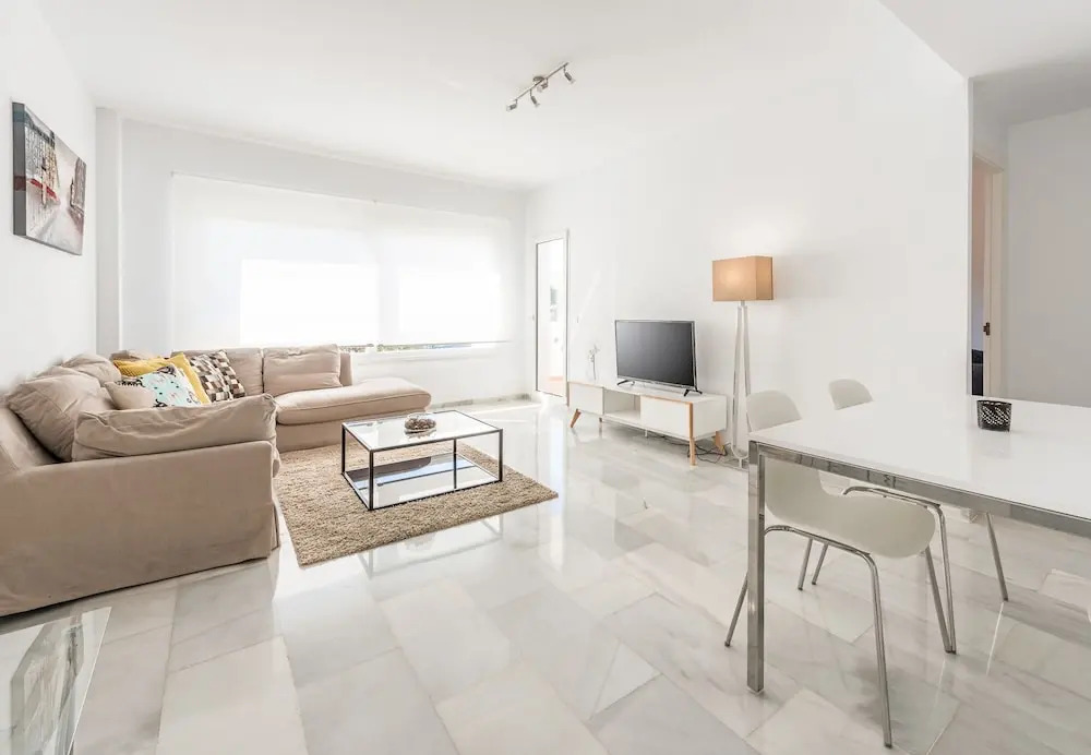 Beach Front apartment in Puerto Banus