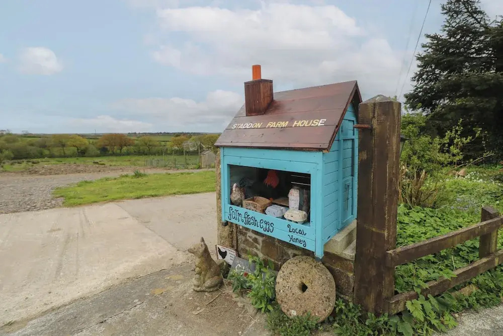 Post House