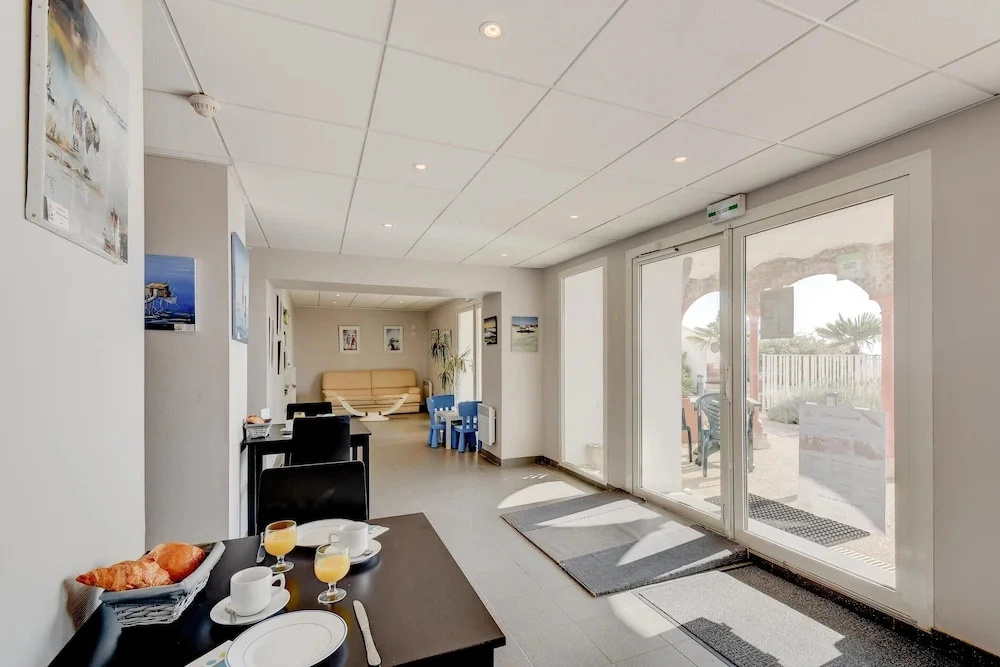 Spacious Loire Coastal Stay for 5