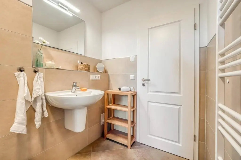 Leuchtturm, Wohnung 14