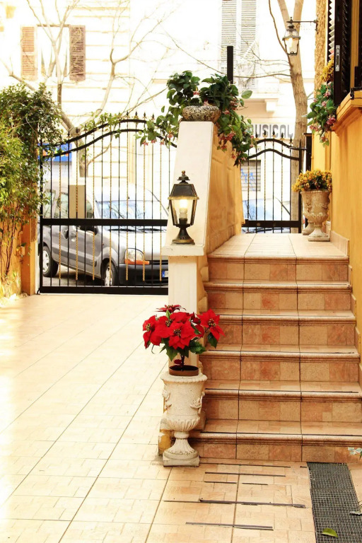 Vatican Garden Inn