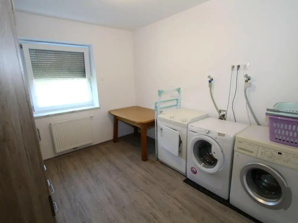 Nice Apartment in Detached House with Large Garden near Town Center & Ski Slope