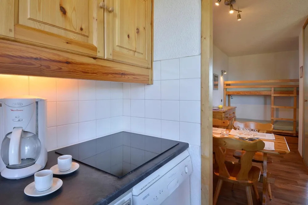Belle Plagne Studio on the Resort Center for 4 People of 28 mÂ² Be640