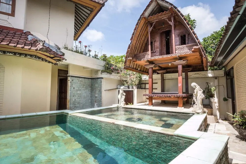 RedDoorz near Duyung Beach Sanur