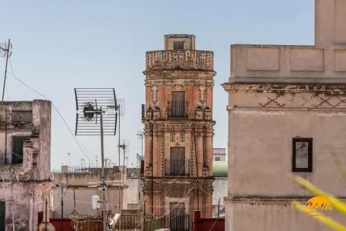 La Bella Escondida