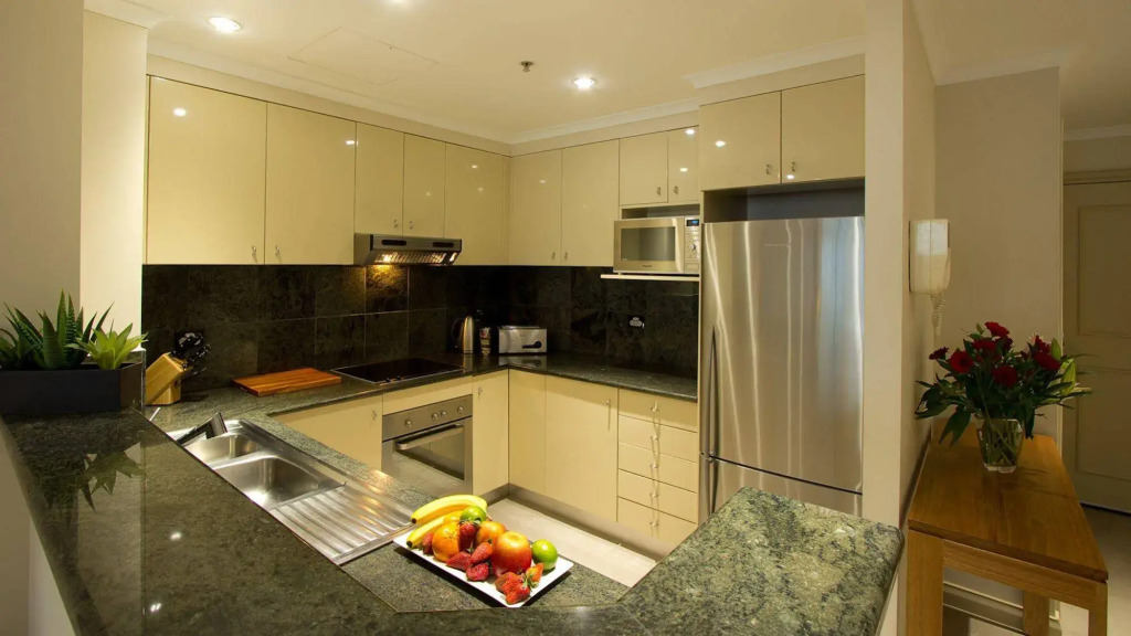 Darling Harbour Getaway
