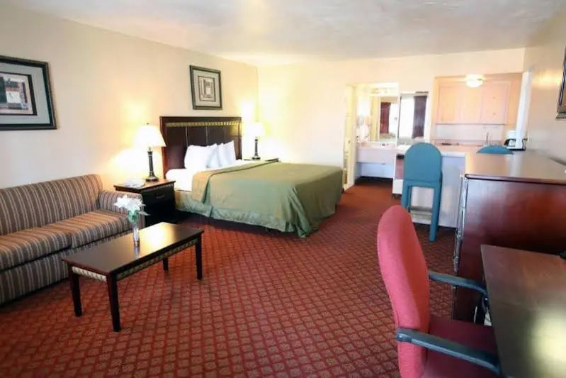 Quality Inn Airport