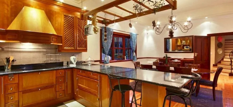 Central Beach Villas