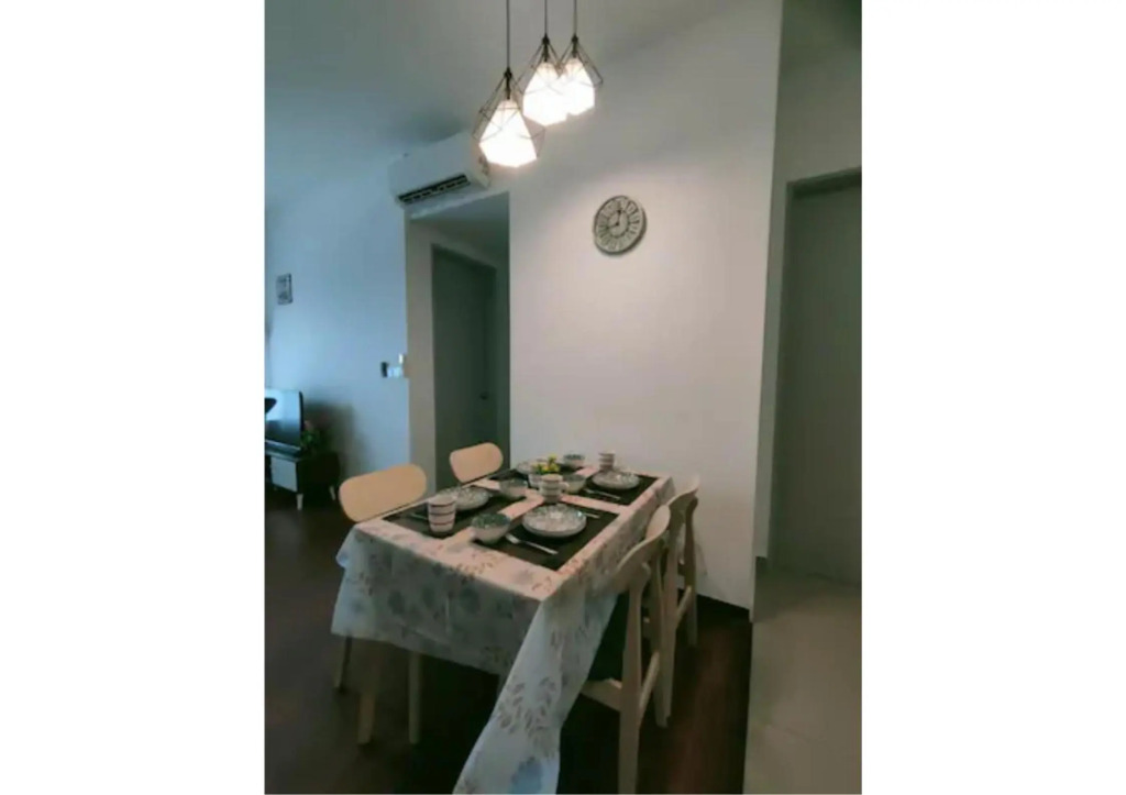 2R2B City View Cozy Home @ Bukit Rimau, 8 Pax, Wifi