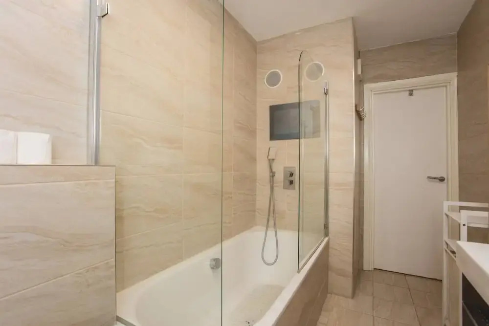 Modern 2 Bedroom Apartment in Marble Arch