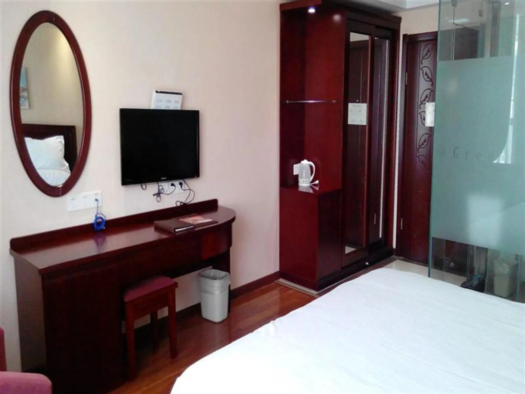 GreenTree Inn Anhui Chuzhou International Market Place Express Hotel