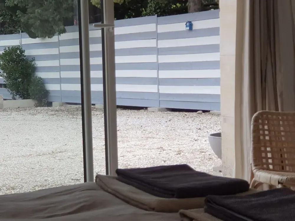Simplistic Holiday Home in Orgon With Swimming Pool