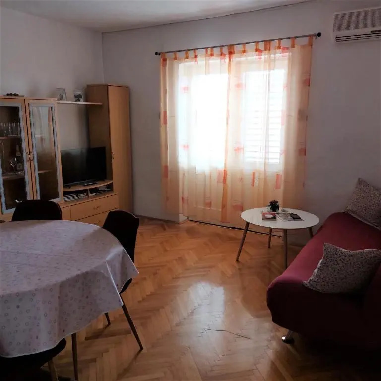 Apartment Matea