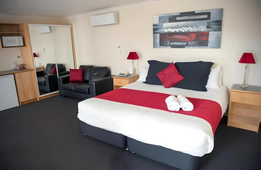 Arkana Motor Inn & Terrace Apartments