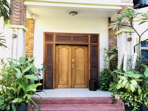 Sophat Villa
