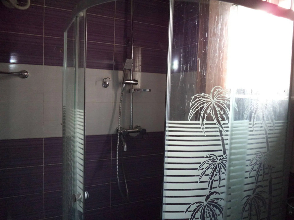 Pine Crest Exclusive Hotel & suite