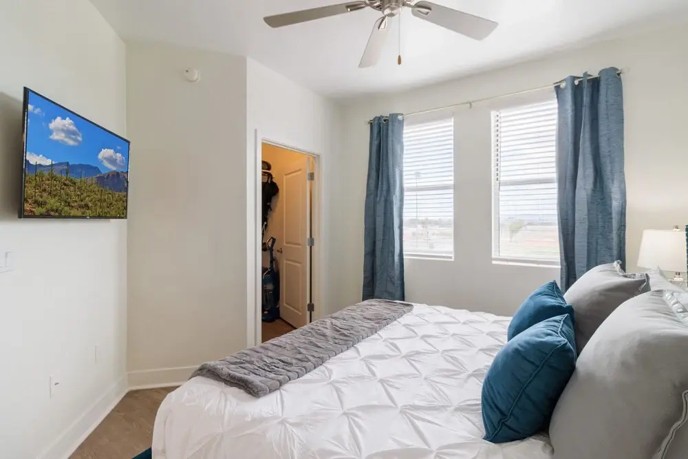 5 Mi to DT-Close to Shops-Dinin&Parking 3012