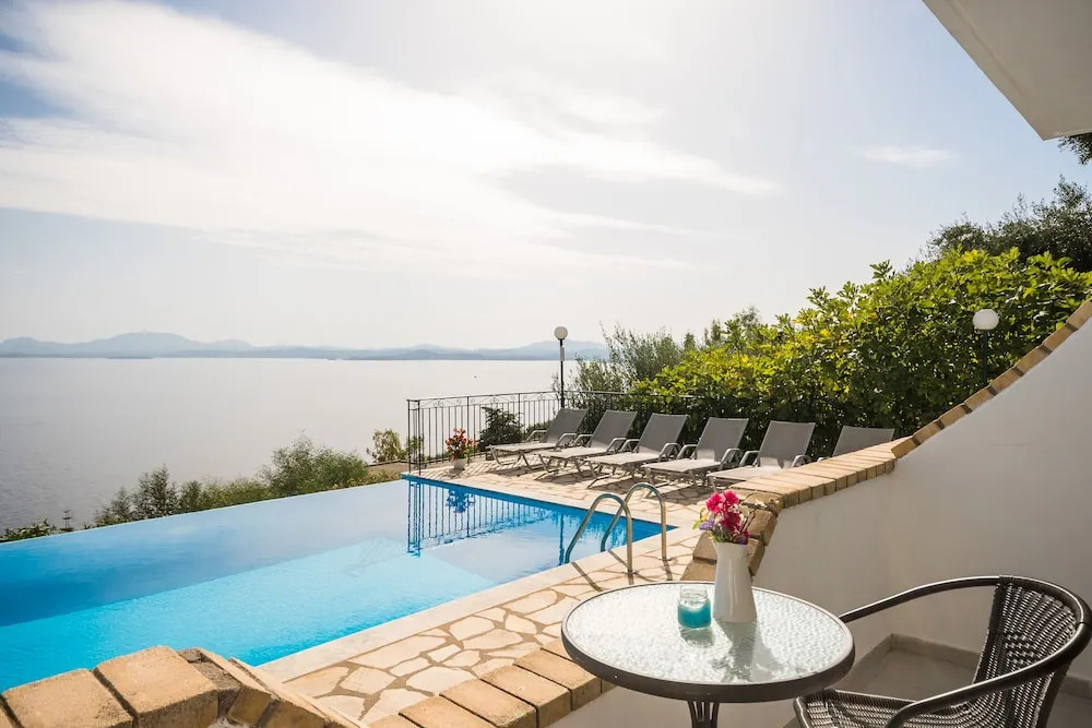 Four-Bedroom Villa Eleni by Konnect, with Private Pool & Stunning Seaview