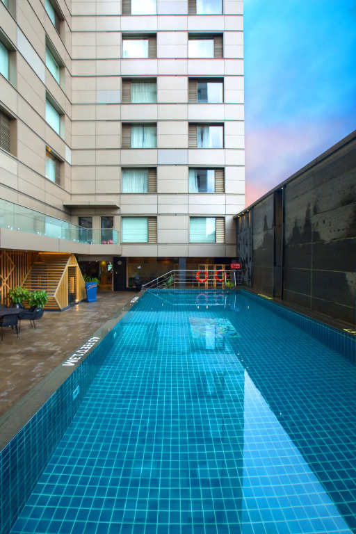 Radisson Blu Hotel Chennai City Centre
