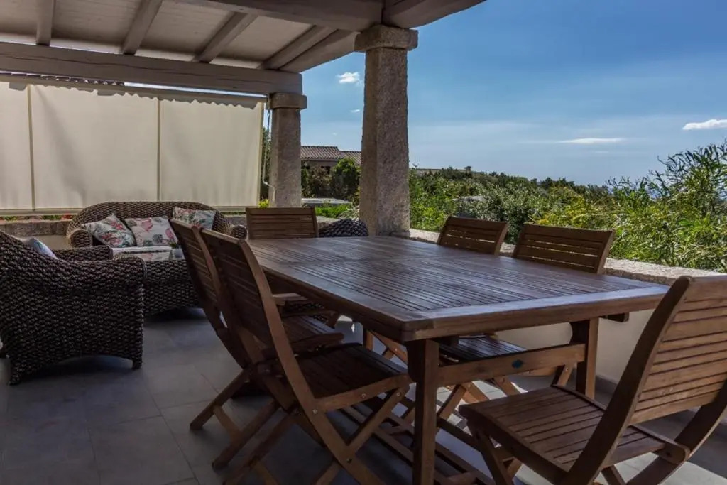 Villa with 4 bedrooms in Cala Ginepro with wonderful sea view private pool enclosed garden 5 km from the beach